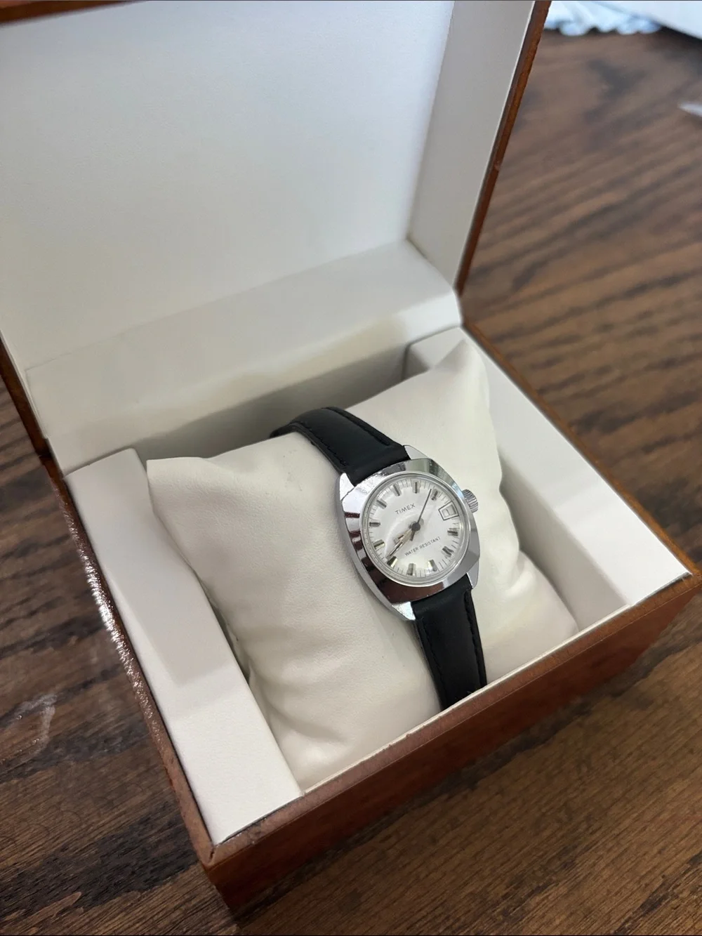 Vintage Timex Women’s Wind-Up Watch